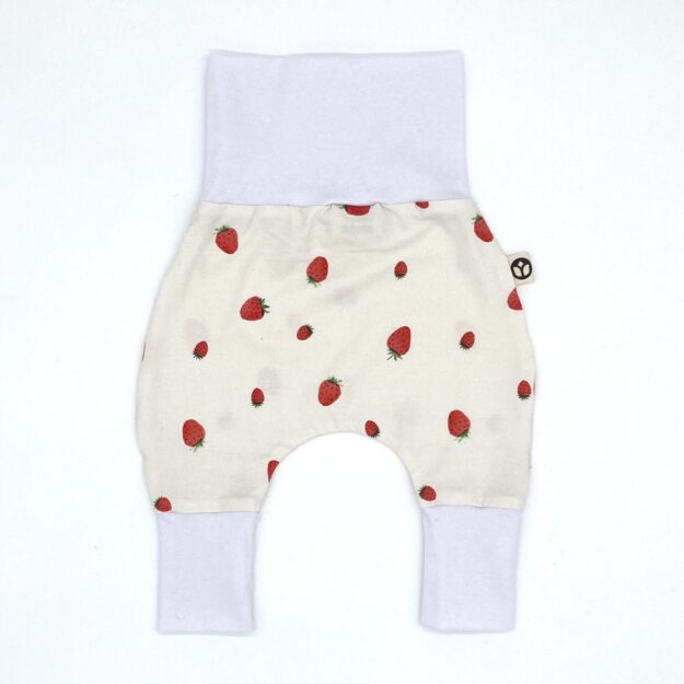 Mitwachshose_Jersey_Erdbeeren_Weiss_Essen_01 Mitwachsende Baby Pumphose Erdbeeren