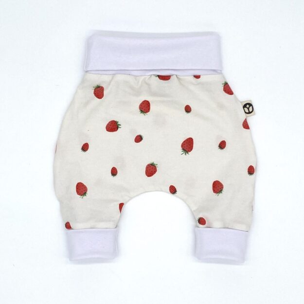 Mitwachshose_Jersey_Erdbeeren_Weiss_Essen_02 Mitwachsende Baby Pumphose Erdbeeren