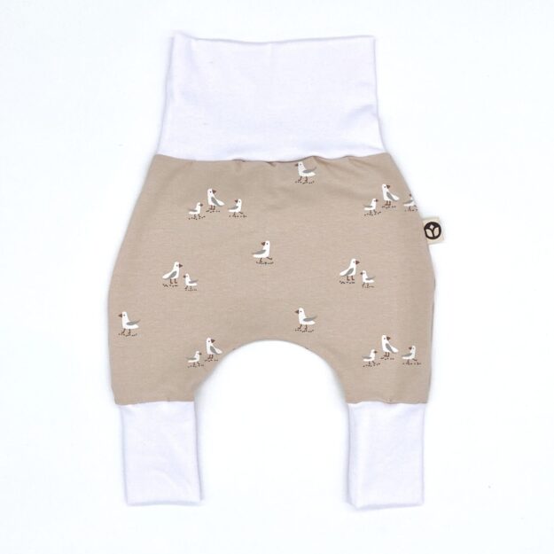 Mitwachshose_Jersey_Möwen_Beige_Tiere_Natur_01 Mitwachsende Baby Pumphose Möwen