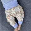 Mitwachshose Jersey Wildblumen | Pumphose für Babys & Kleinkinder