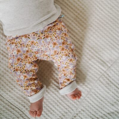 Leggings_Rippjersey_Blümchen_Bunt_Blumen_03