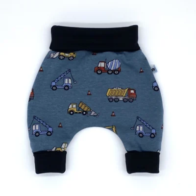 Mitwachshose_Alpenfleece_Baufahrzeuge_Blau_Fahrzeuge_02