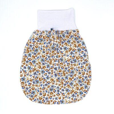 Strampelsack_Jersey_Blüten-Weiss_Bunt_Pflanzen_Blumen_01