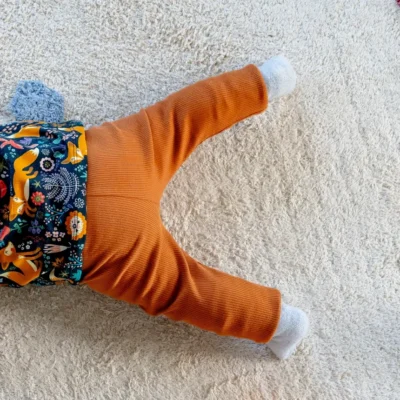 Bequeme Baby Leggings aus Rippjersey