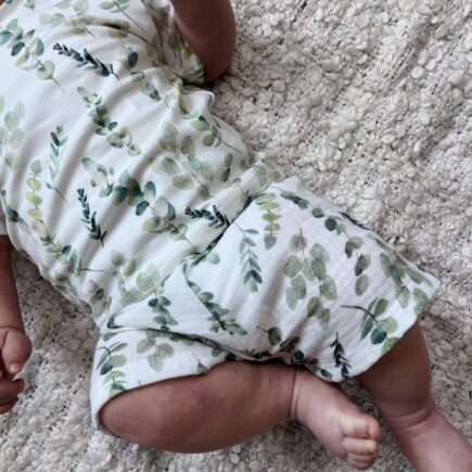 kurze Babyhose Musselin Eukalyptus
