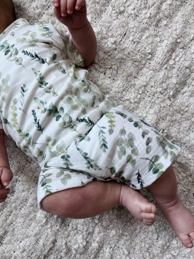 kurze Babyhose Musselin Eukalyptus