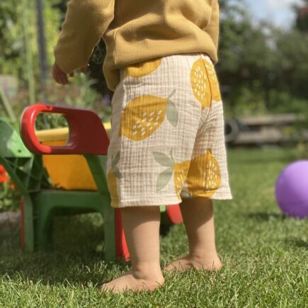 Kurze Hose Musselin Zitrone | für Babys & Kleinkinder